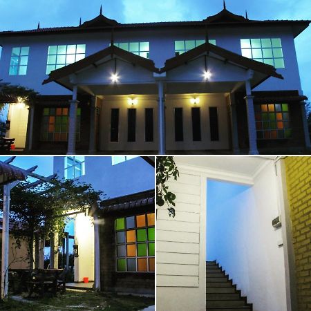 Andalus beach residence Marang Exterior foto